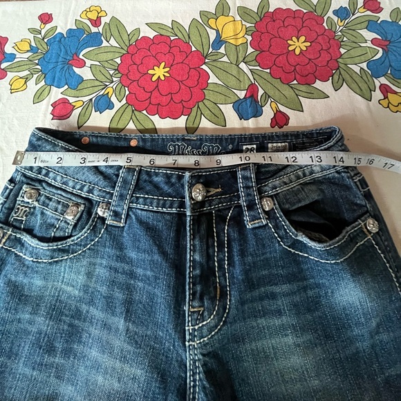 Miss Me Capri Jeans Flyer de lis size 28 - Picture 6 of 13